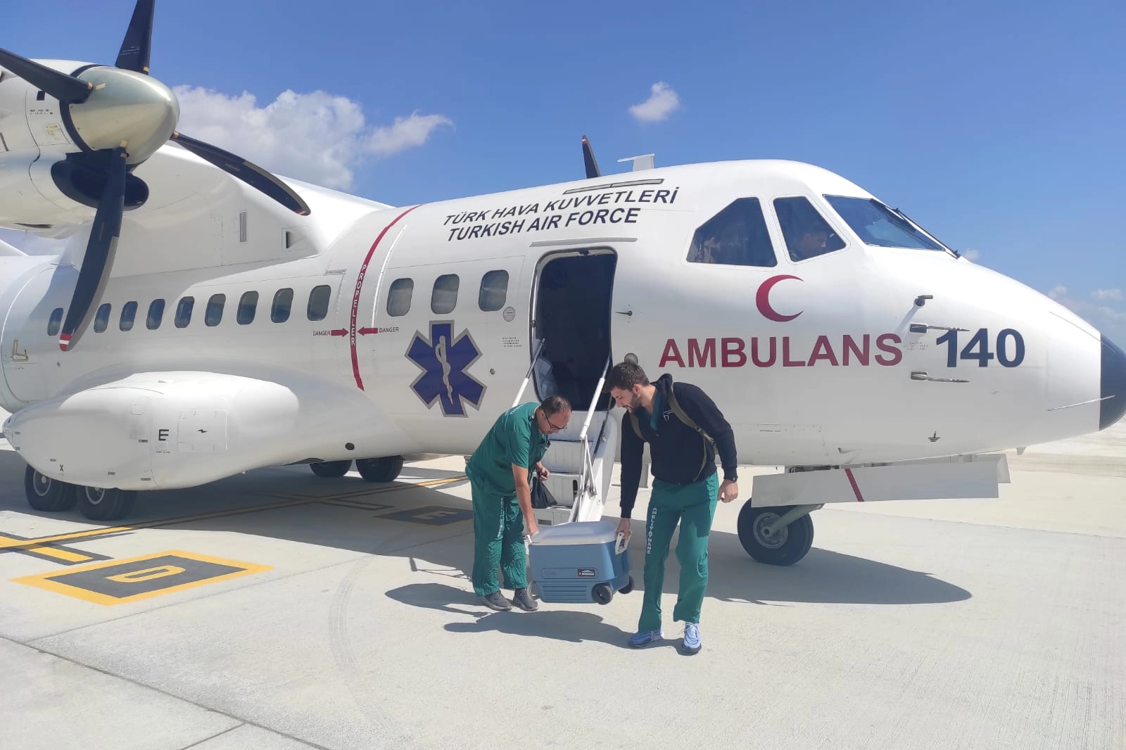 Hava Kuvvetleri’nin ambulansı organ nakli için havalandı